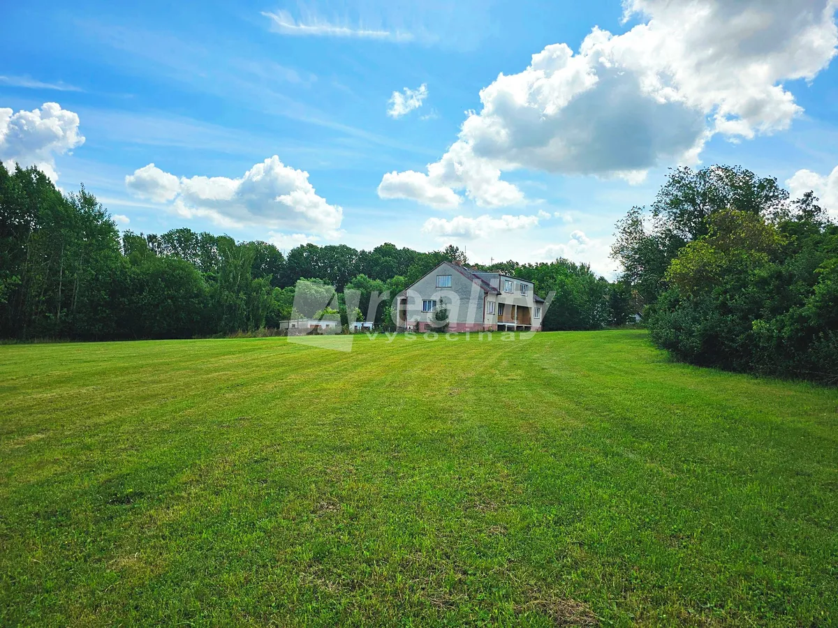 Prodej stavebního pozemku 1660 m²